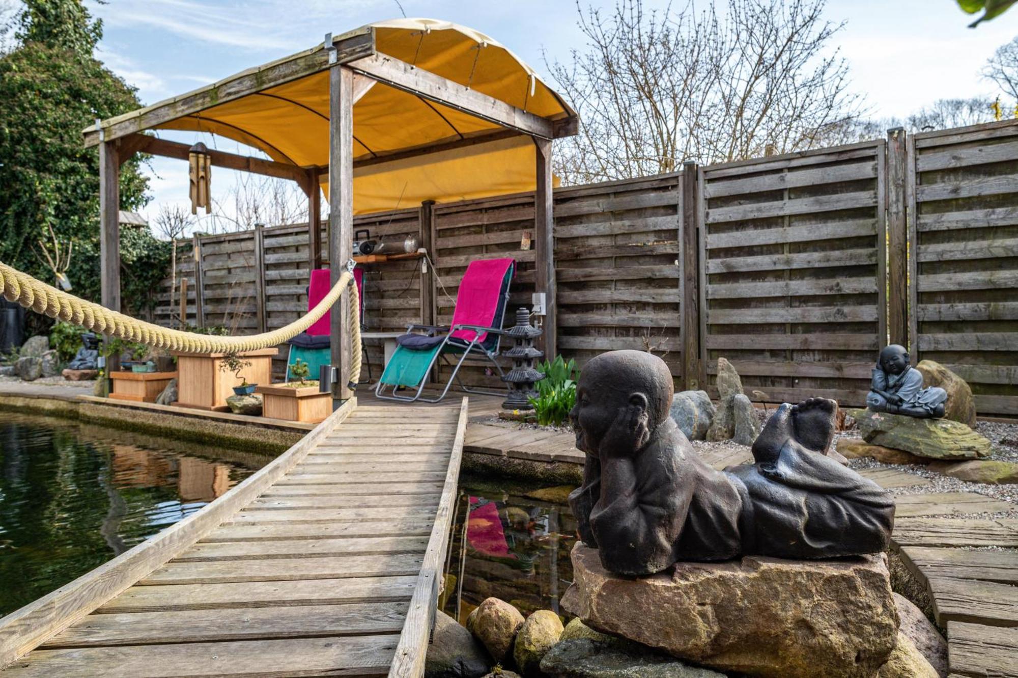 Am Teich Lägenhet Bützow Exteriör bild