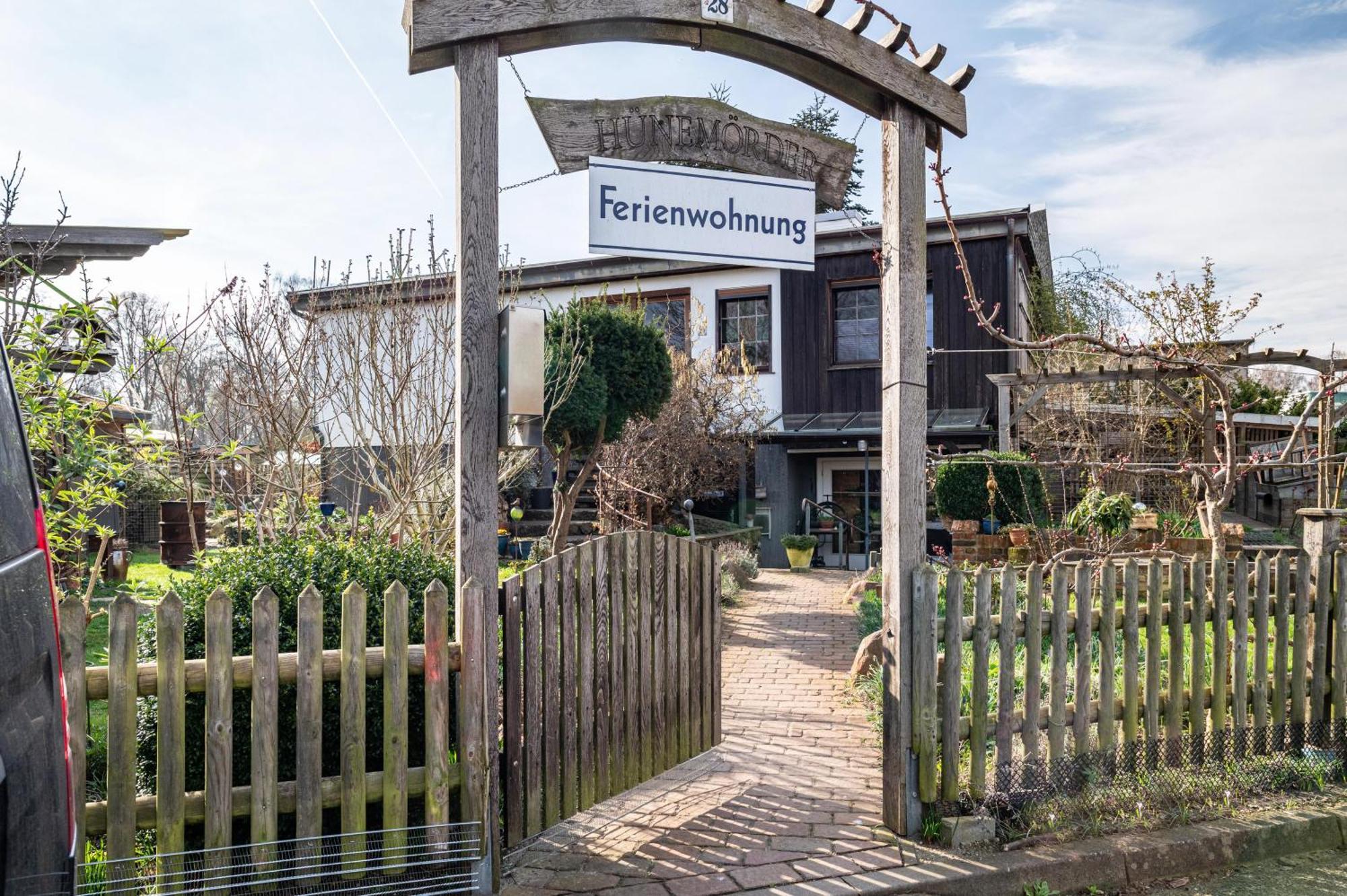 Am Teich Lägenhet Bützow Exteriör bild